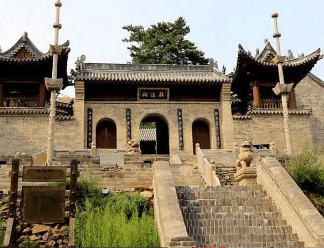                                      Zhenbian Temple                                 